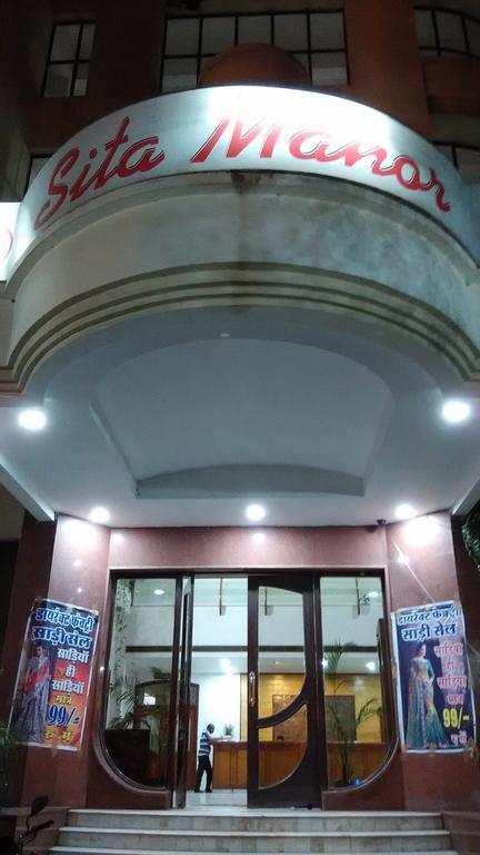 Hotel Sita Manor Gwalior Esterno foto