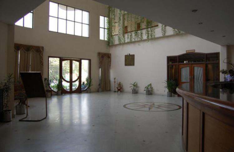 Hotel Sita Manor Gwalior Esterno foto