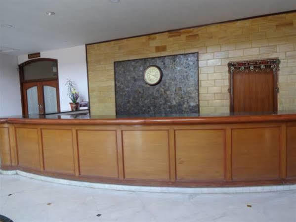 Hotel Sita Manor Gwalior Esterno foto